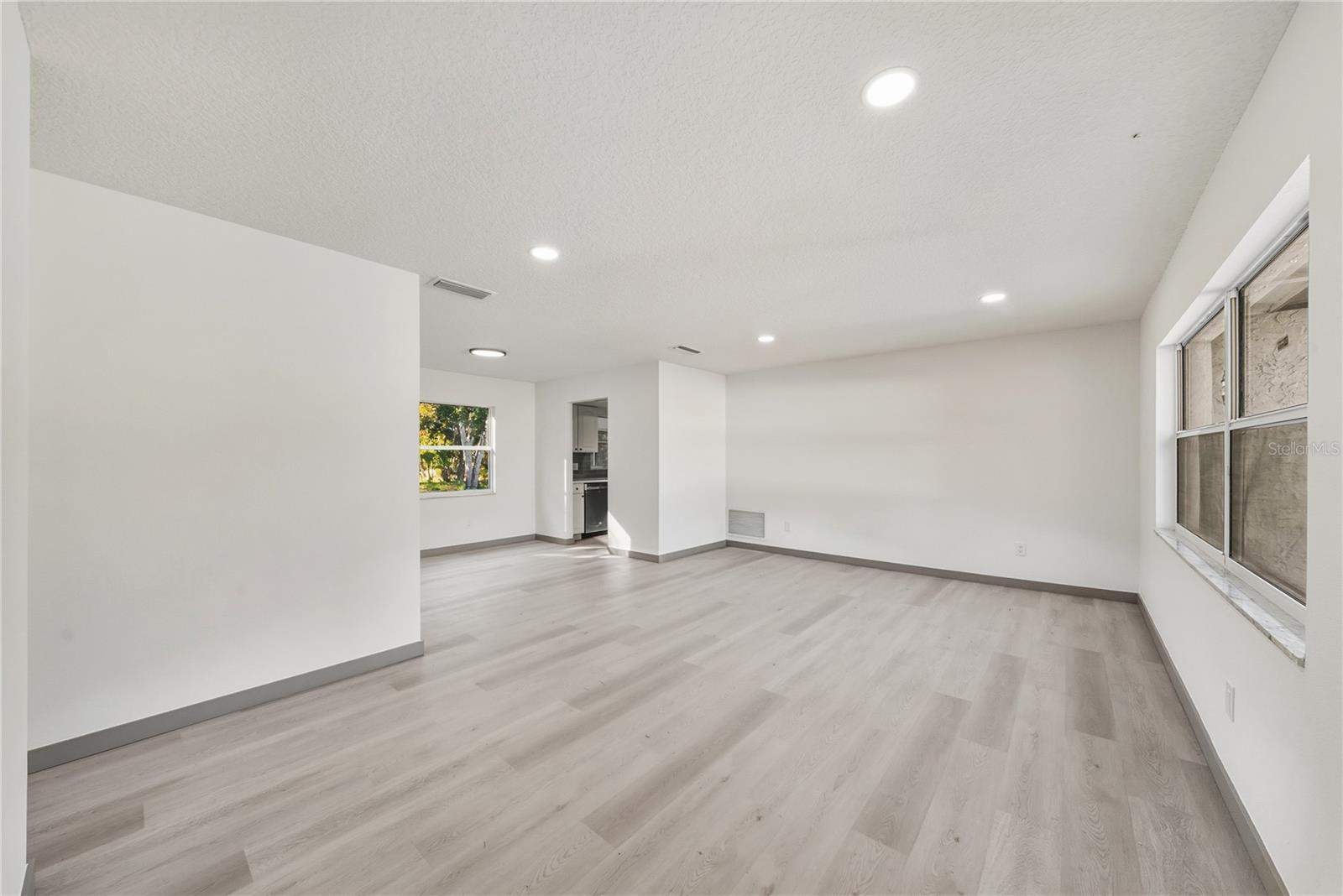 Image 2 of 25 For 4612 Chateau Road