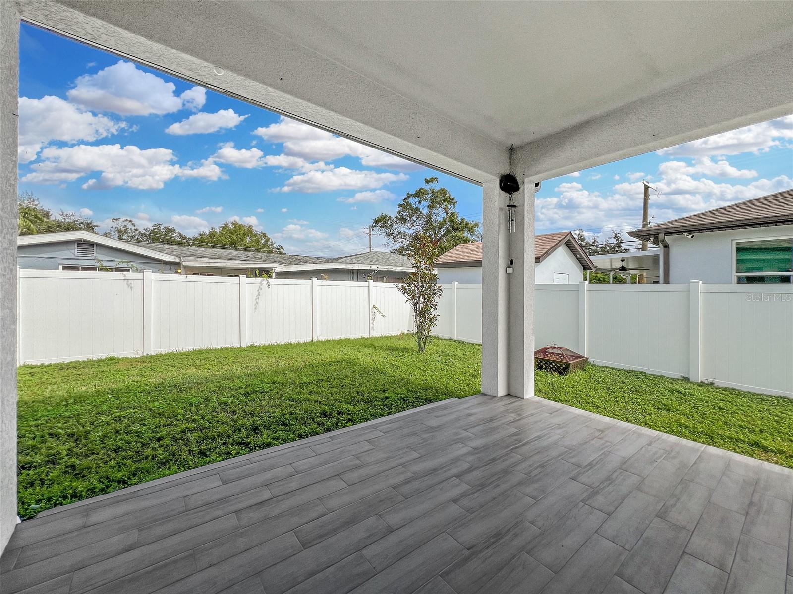 Image 27 of 32 For 1703 Rio Vista Avenue