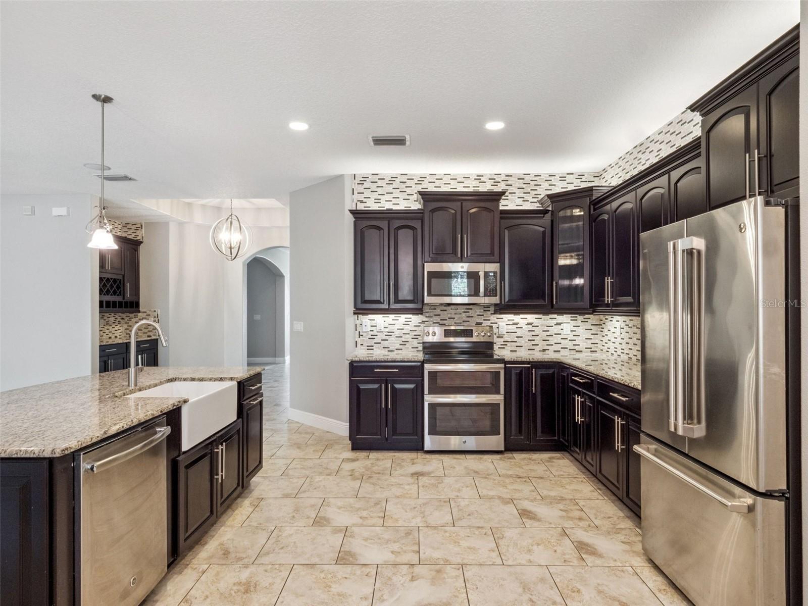 Image 4 of 66 For 3697 Chandler Estates Drive