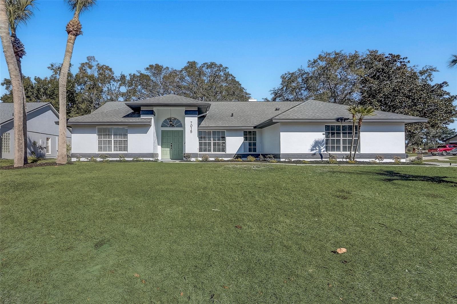 Image 14 of 71 For 7015 Oakmore Lane