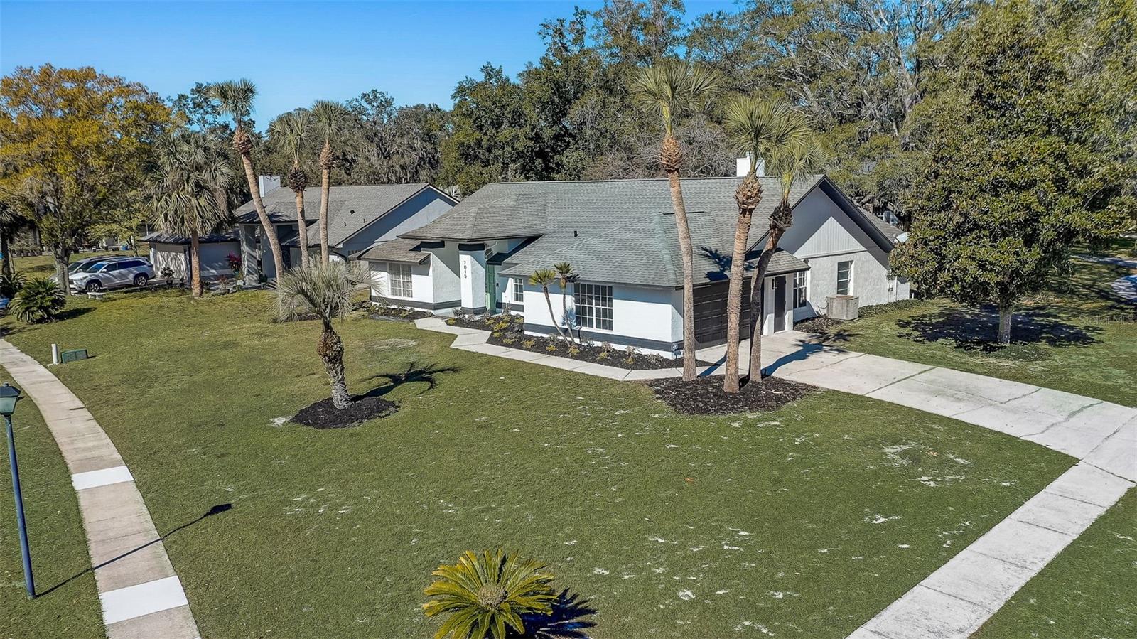 Image 16 of 71 For 7015 Oakmore Lane