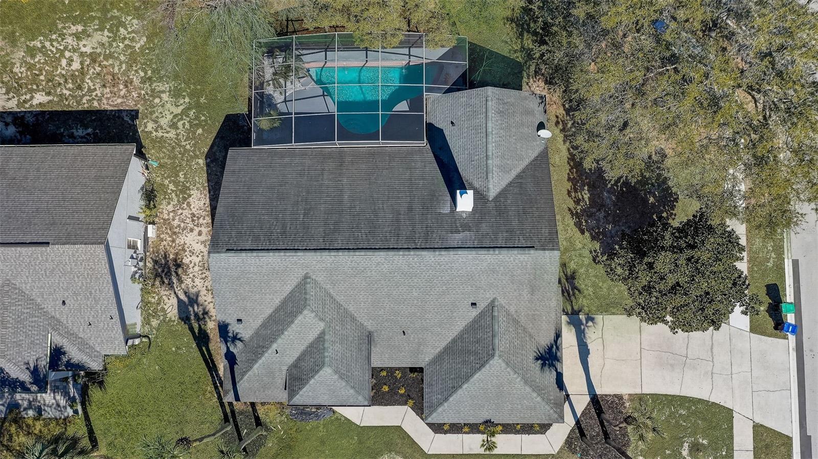 Image 18 of 71 For 7015 Oakmore Lane