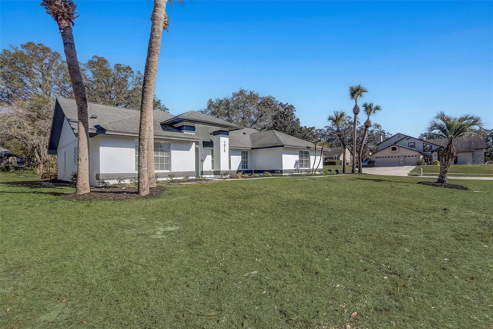 Image 20 of 71 For 7015 Oakmore Lane