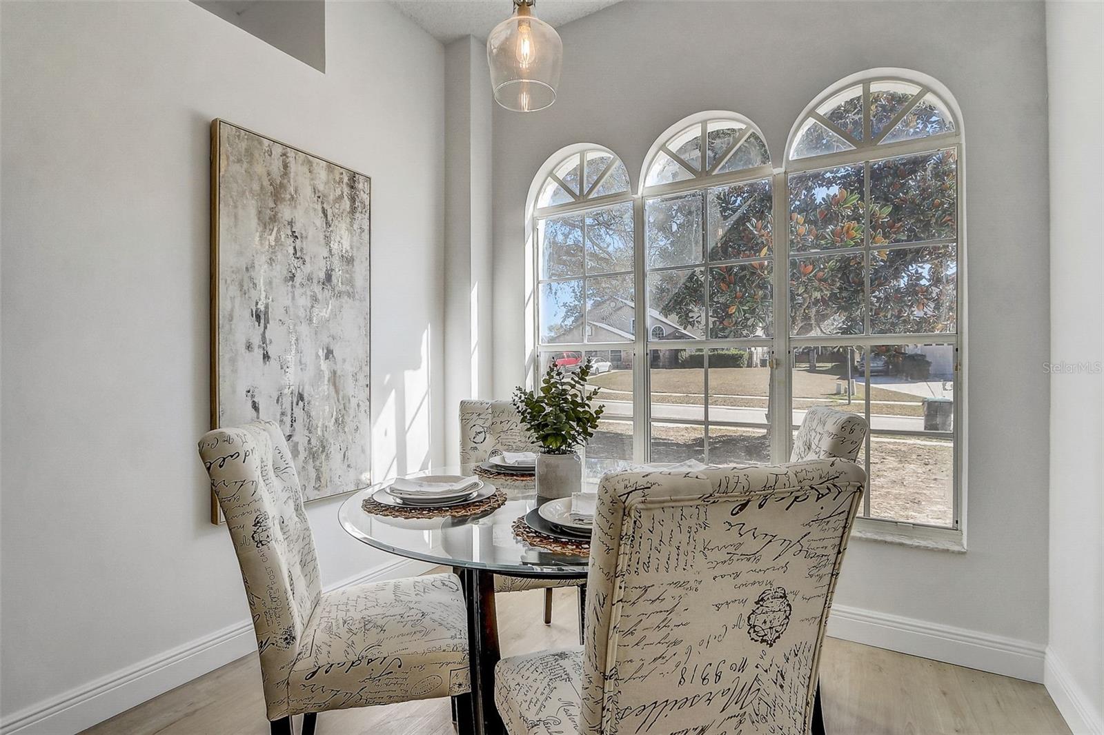 Image 32 of 71 For 7015 Oakmore Lane