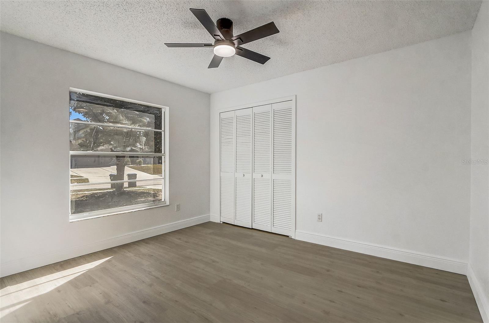 Image 37 of 71 For 7015 Oakmore Lane