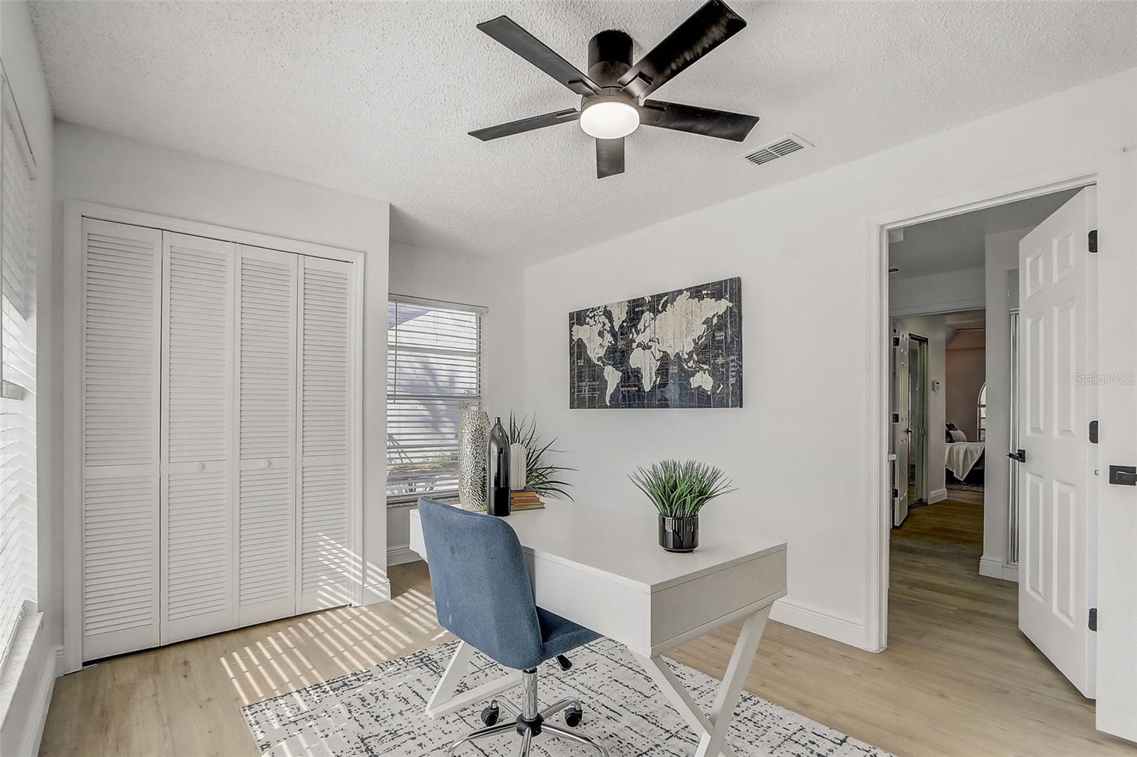 Image 43 of 71 For 7015 Oakmore Lane