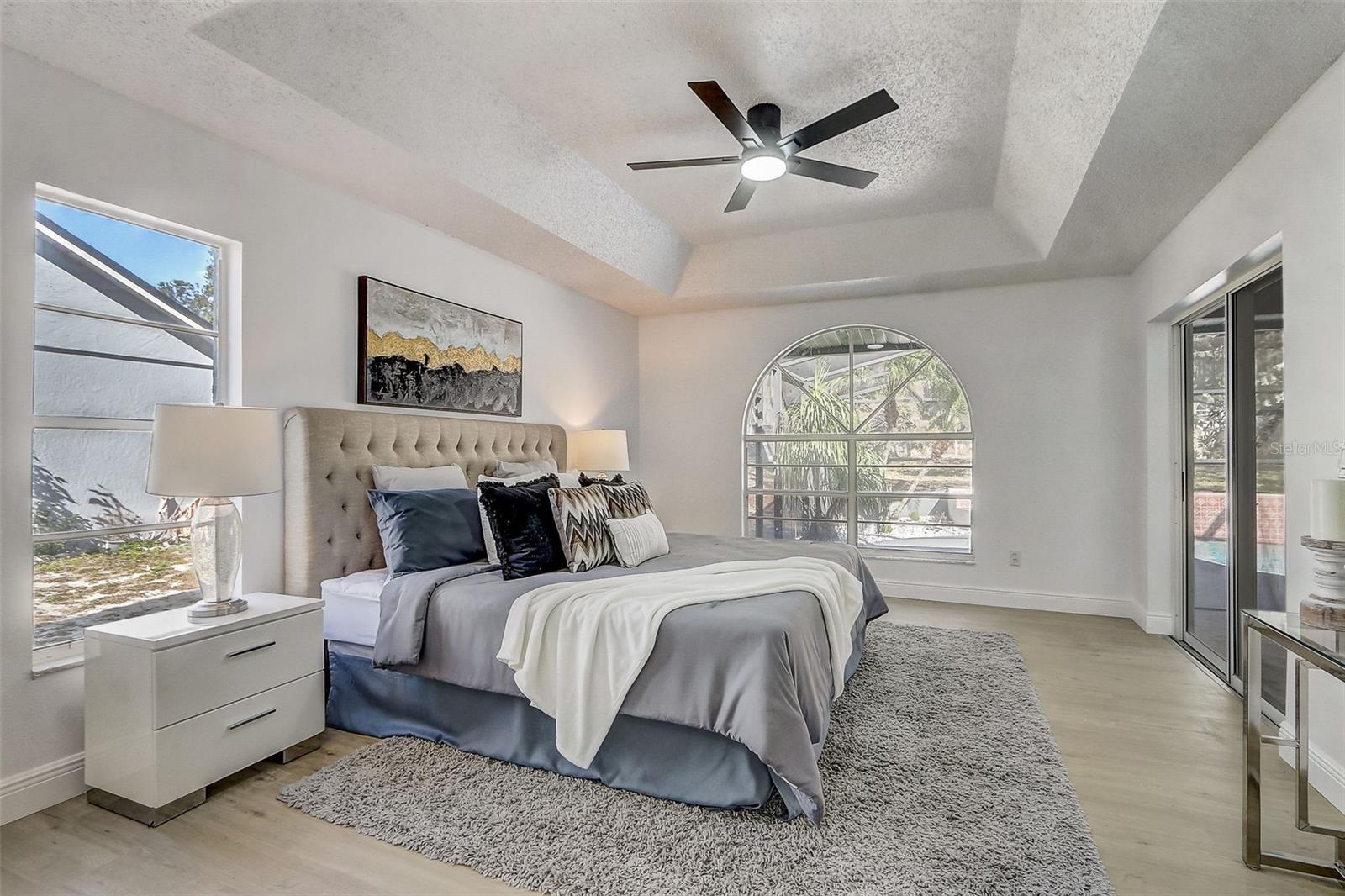 Image 45 of 71 For 7015 Oakmore Lane