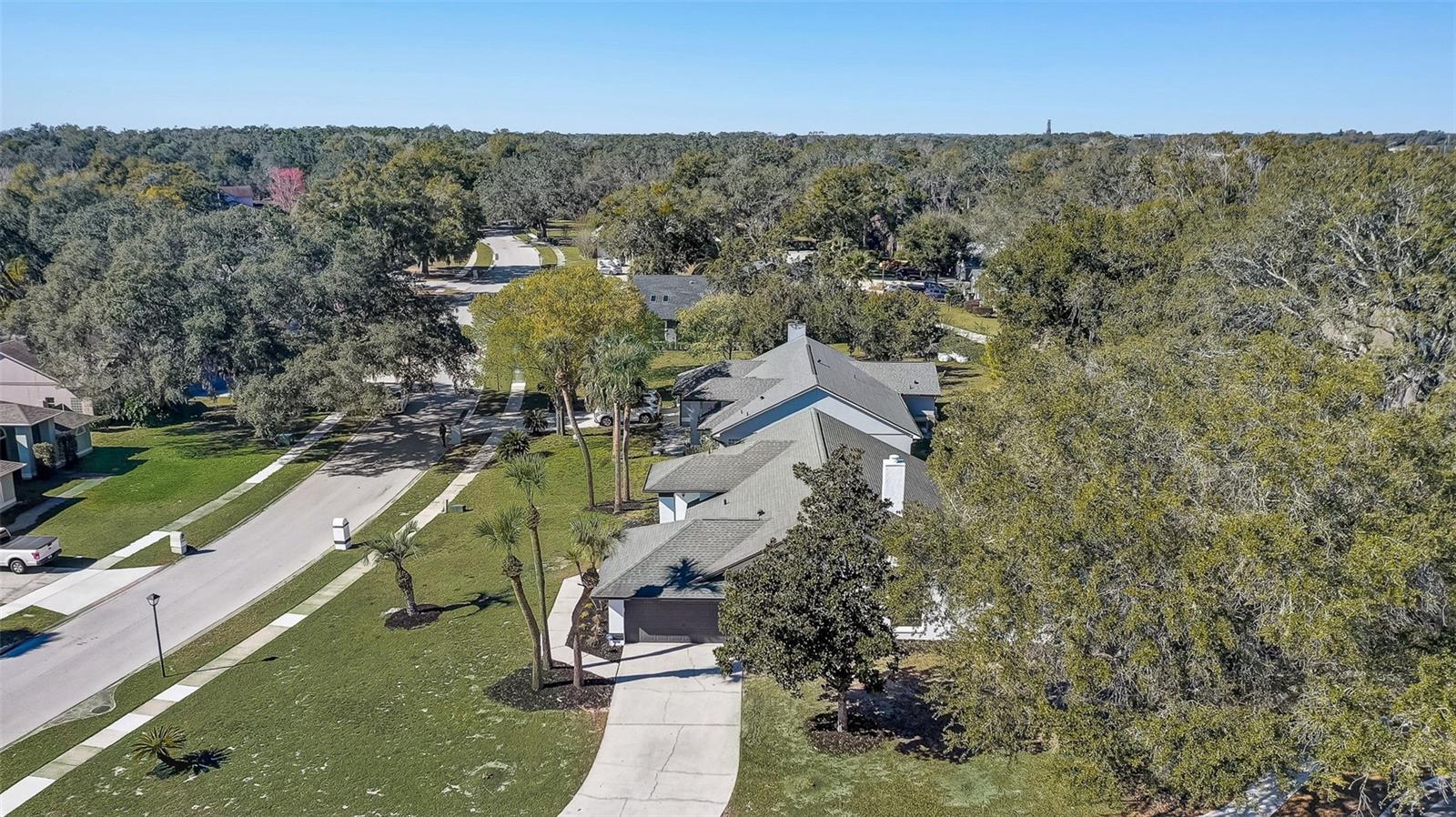 Image 5 of 71 For 7015 Oakmore Lane