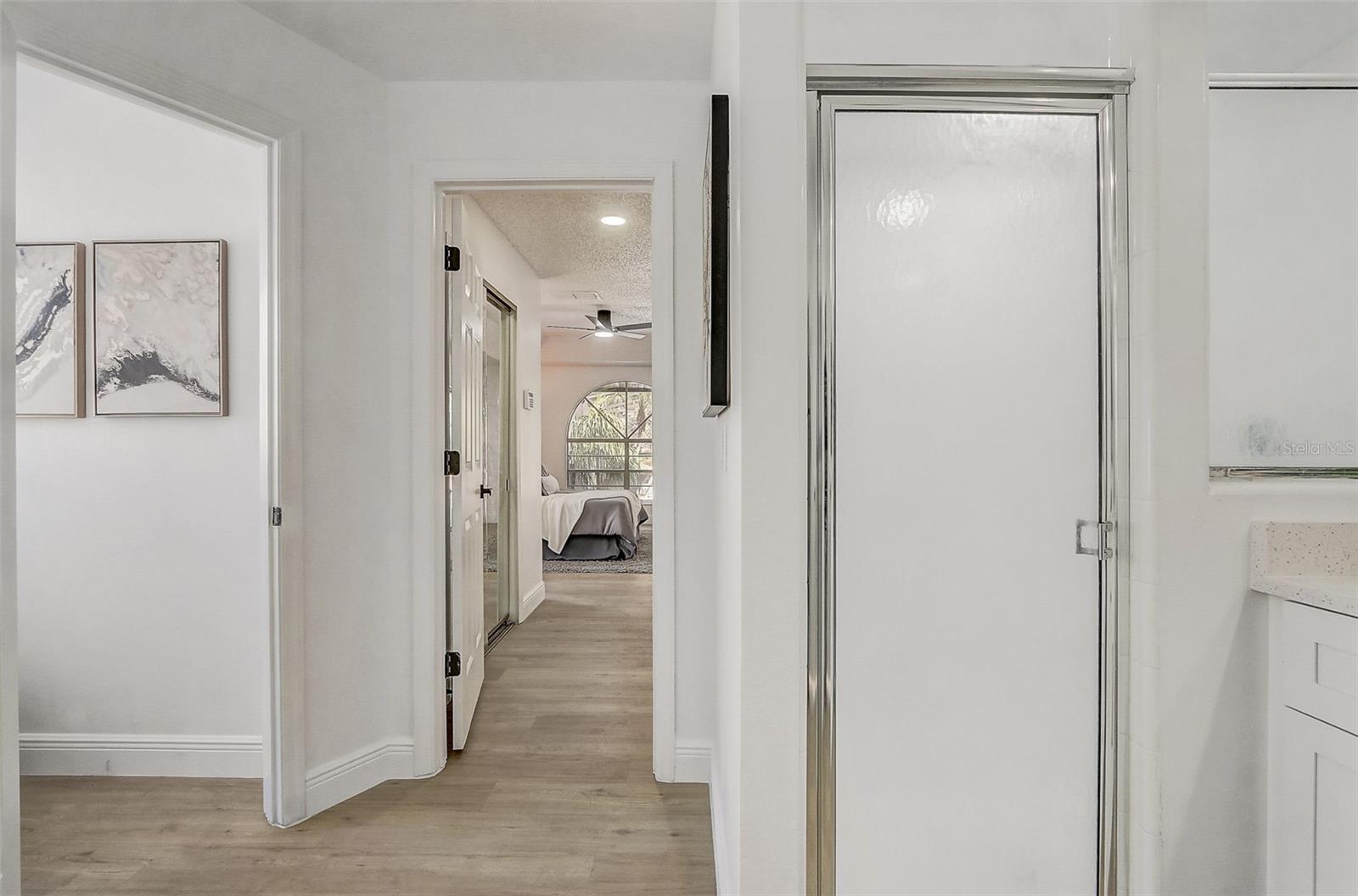 Image 52 of 71 For 7015 Oakmore Lane