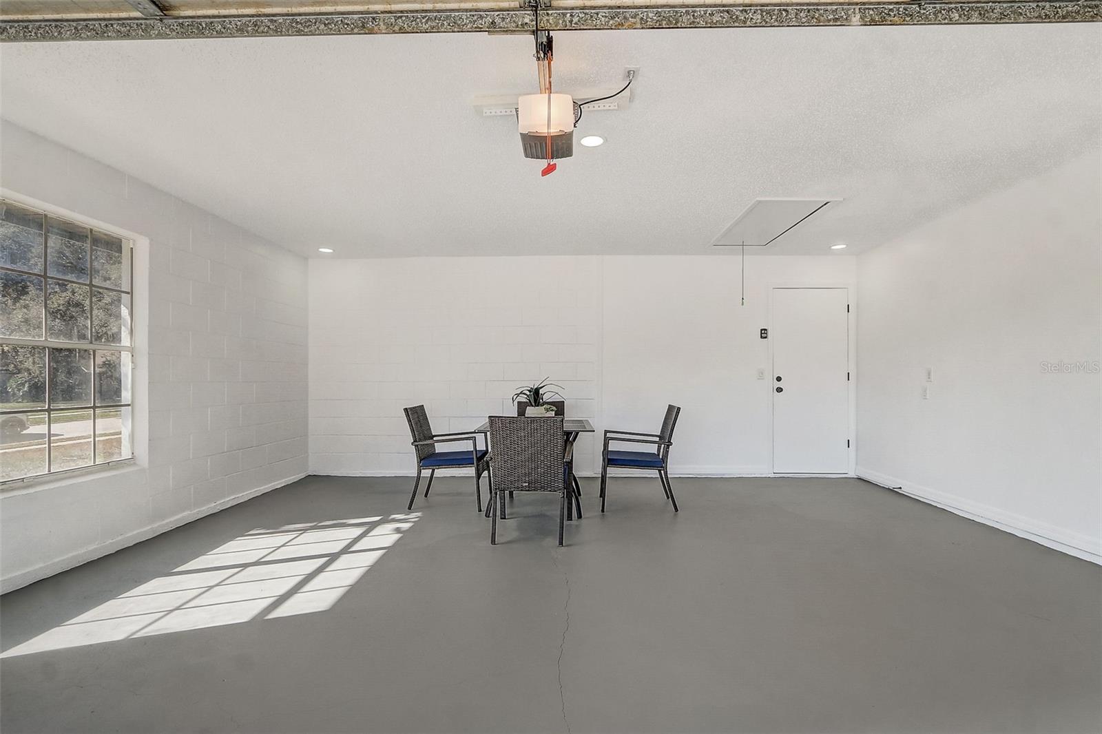 Image 55 of 71 For 7015 Oakmore Lane