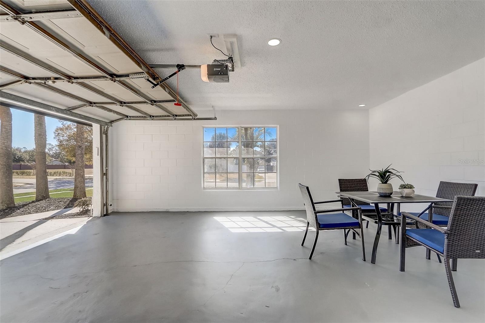 Image 57 of 71 For 7015 Oakmore Lane