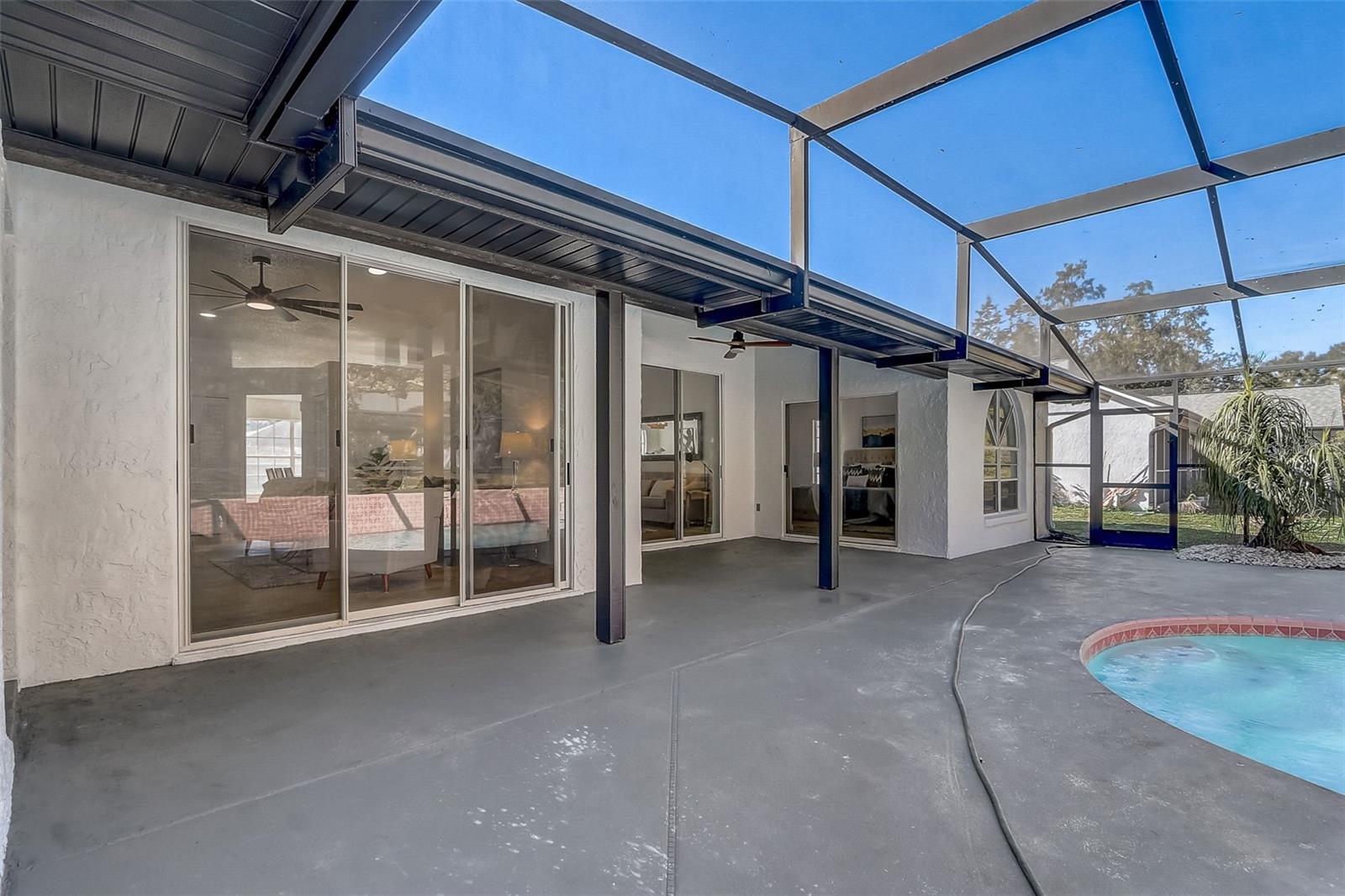 Image 59 of 71 For 7015 Oakmore Lane