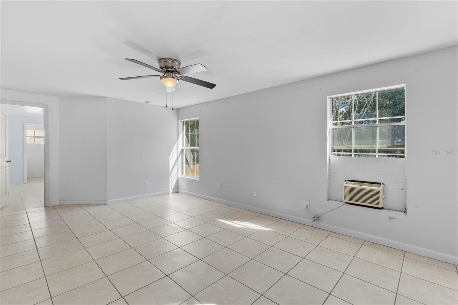 Image 16 of 24 For 1363 Providence Boulevard