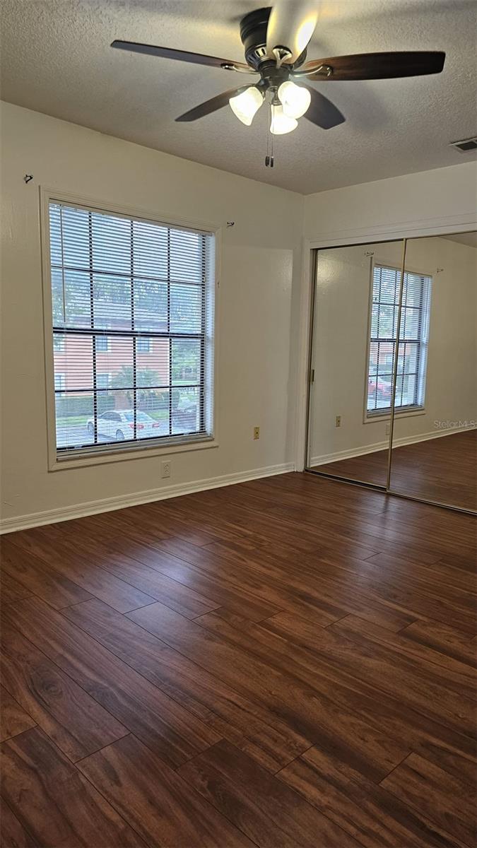 Image 14 of 26 For 7425 Wynnewood Square 176