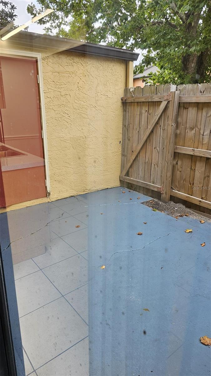 Image 18 of 26 For 7425 Wynnewood Square 176