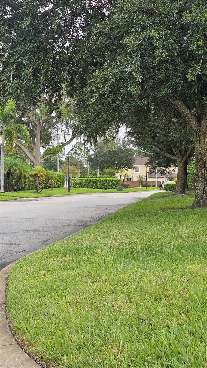 Image 23 of 26 For 7425 Wynnewood Square 176