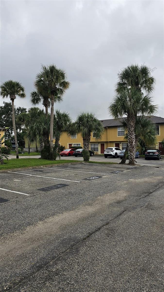 Image 25 of 26 For 7425 Wynnewood Square 176