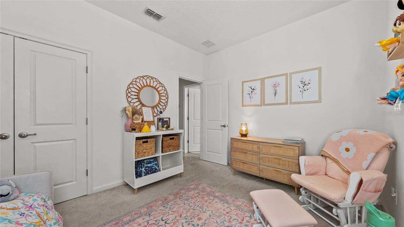 Image 17 of 26 For 891 Jetway Street