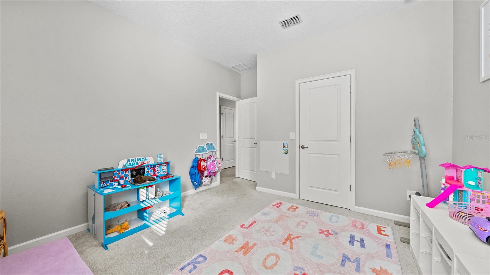 Image 21 of 26 For 891 Jetway Street