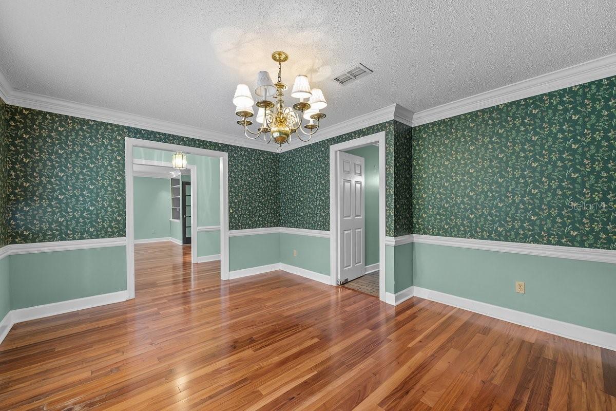 Image 11 of 54 For 2545 Crooked Creek Point