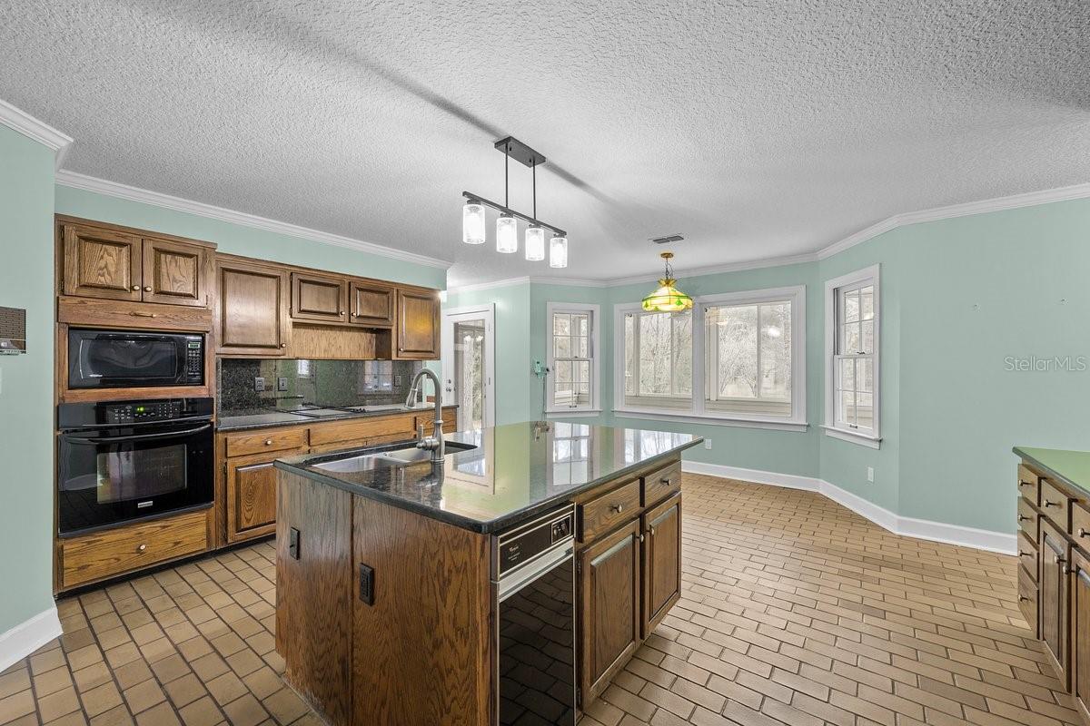 Image 21 of 54 For 2545 Crooked Creek Point