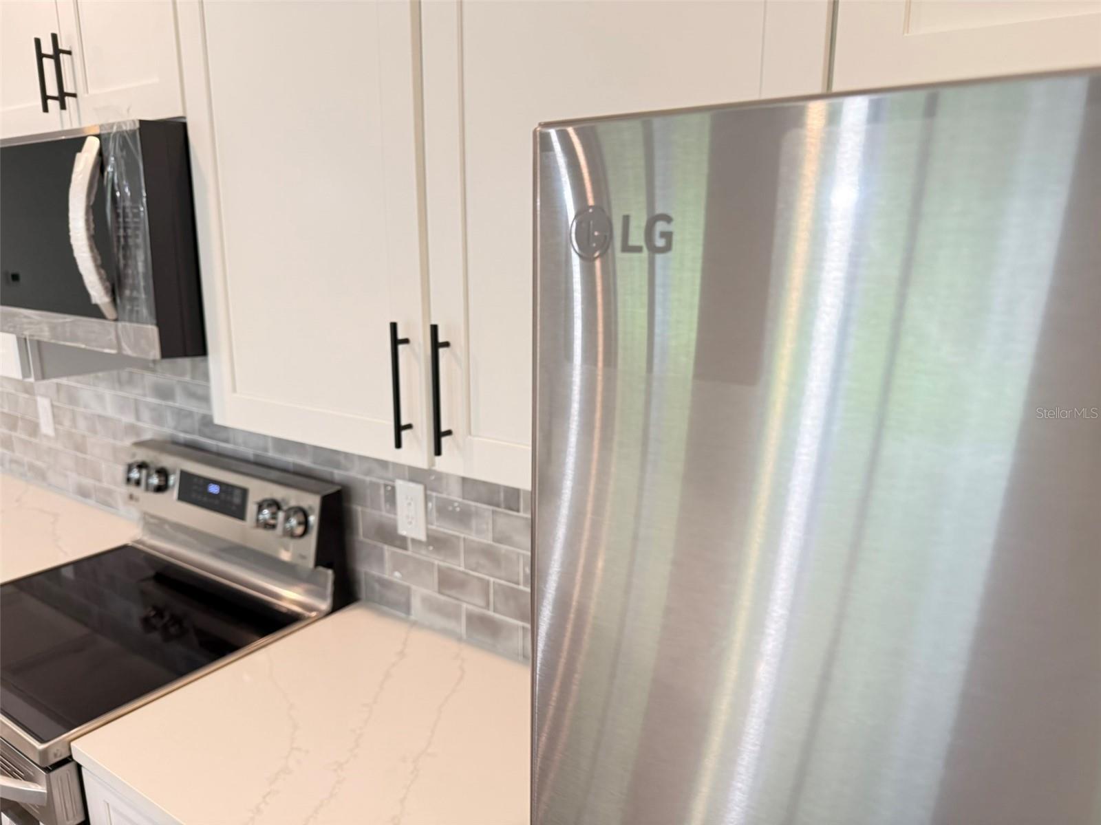 Image 6 of 33 For 4683 Boston Terrace