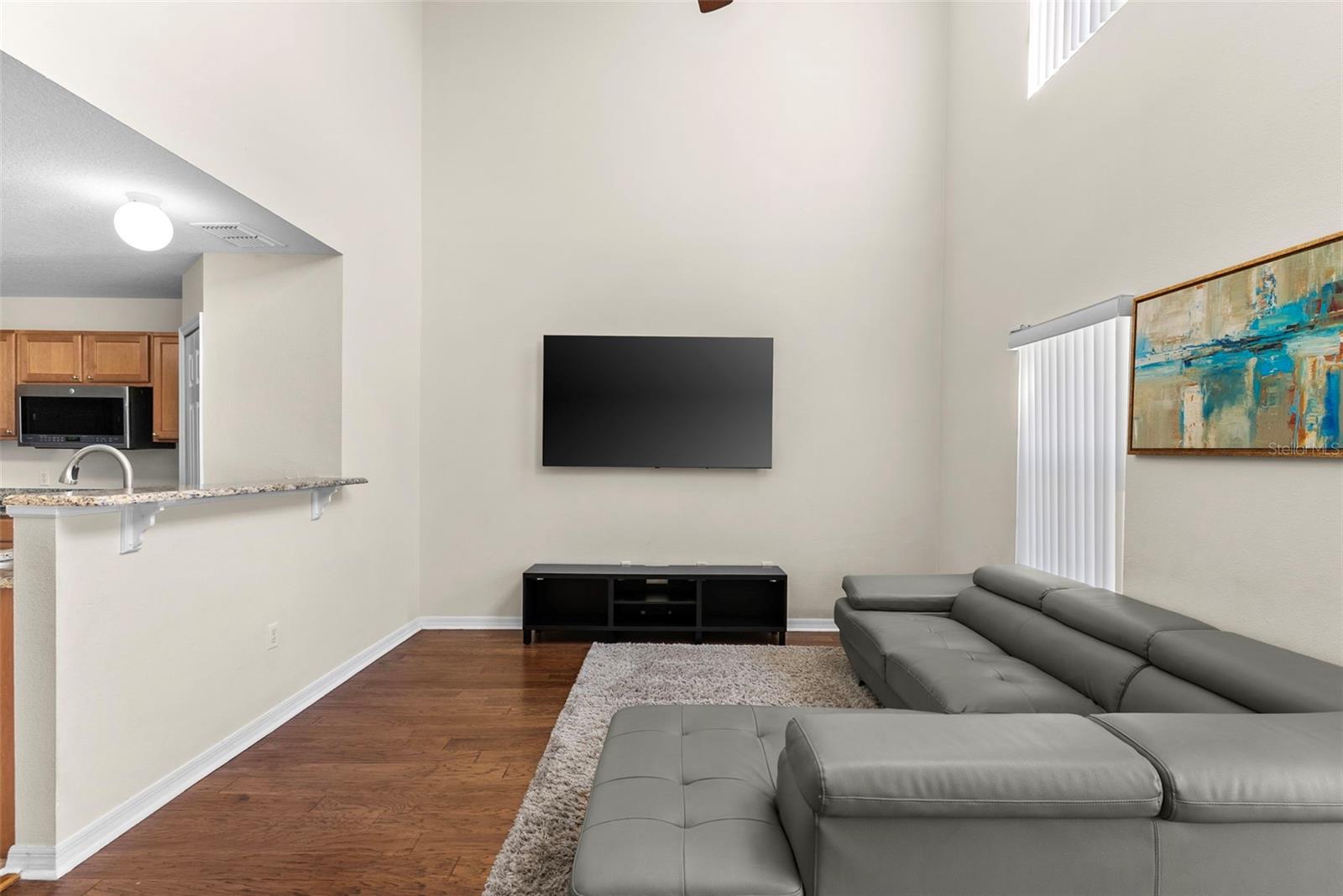 Image 10 of 42 For 7716 Park Hill Avenue