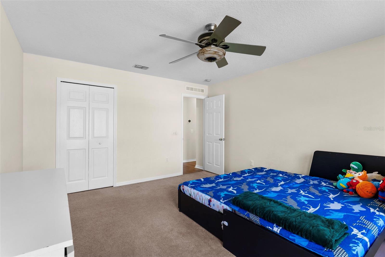 Image 31 of 42 For 7716 Park Hill Avenue