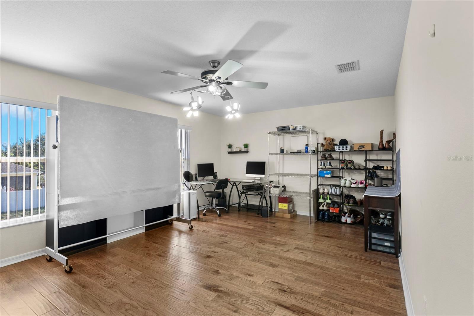 Image 32 of 42 For 7716 Park Hill Avenue