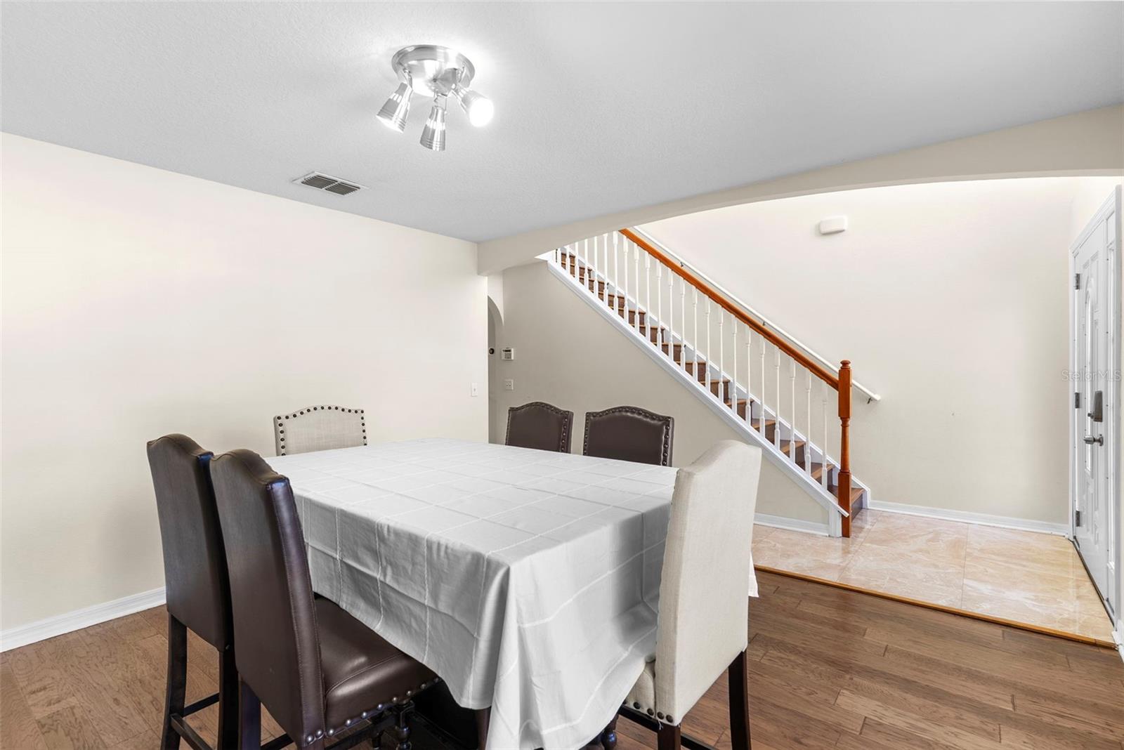 Image 8 of 42 For 7716 Park Hill Avenue