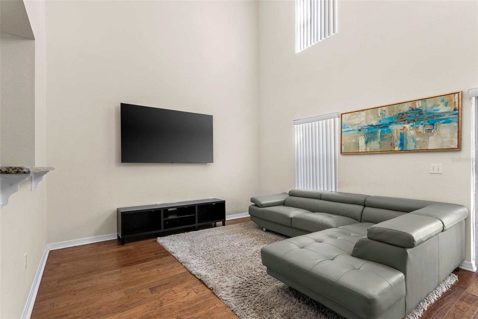 Image 9 of 42 For 7716 Park Hill Avenue