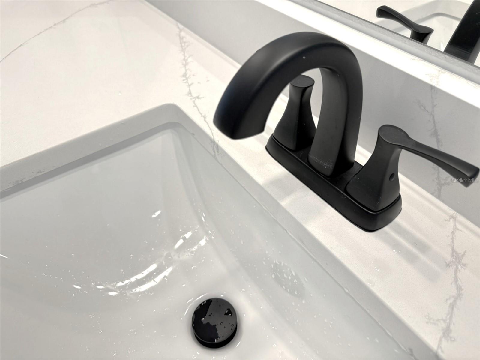 Image 15 of 25 For 1294 Napoleon Road