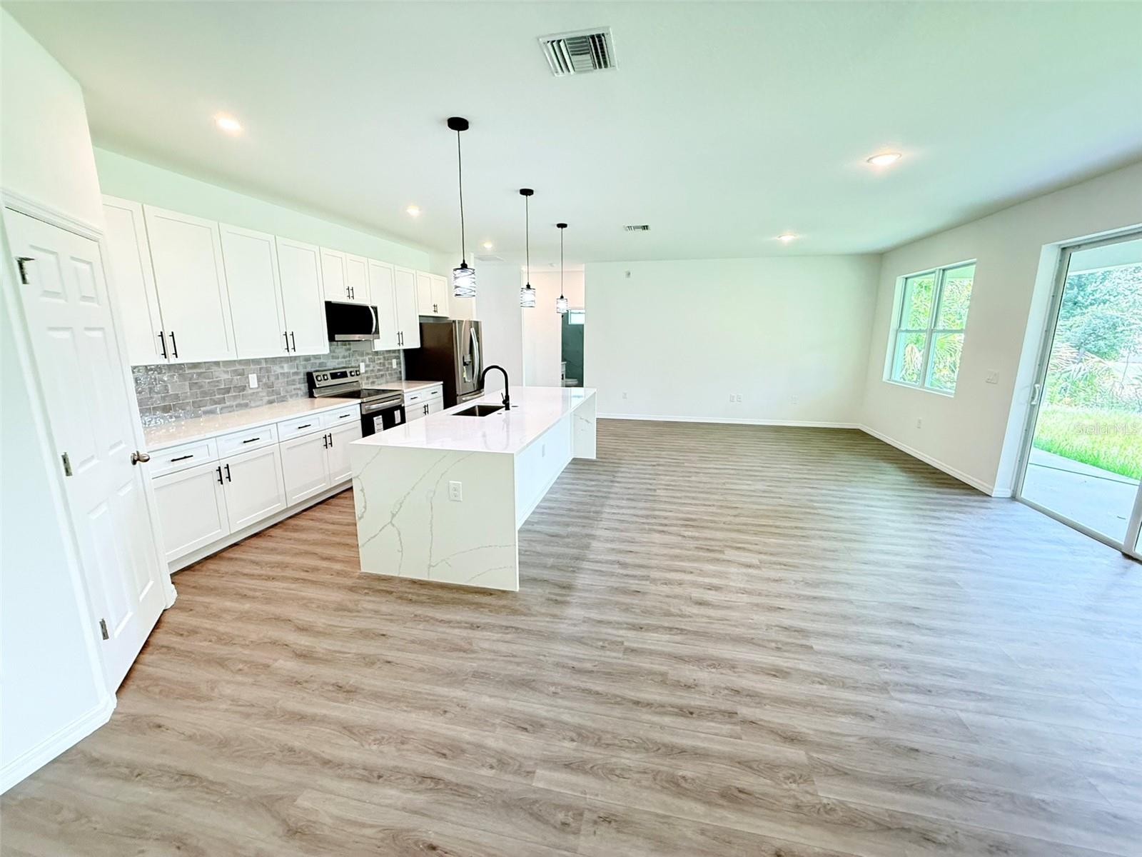 Image 9 of 25 For 1294 Napoleon Road