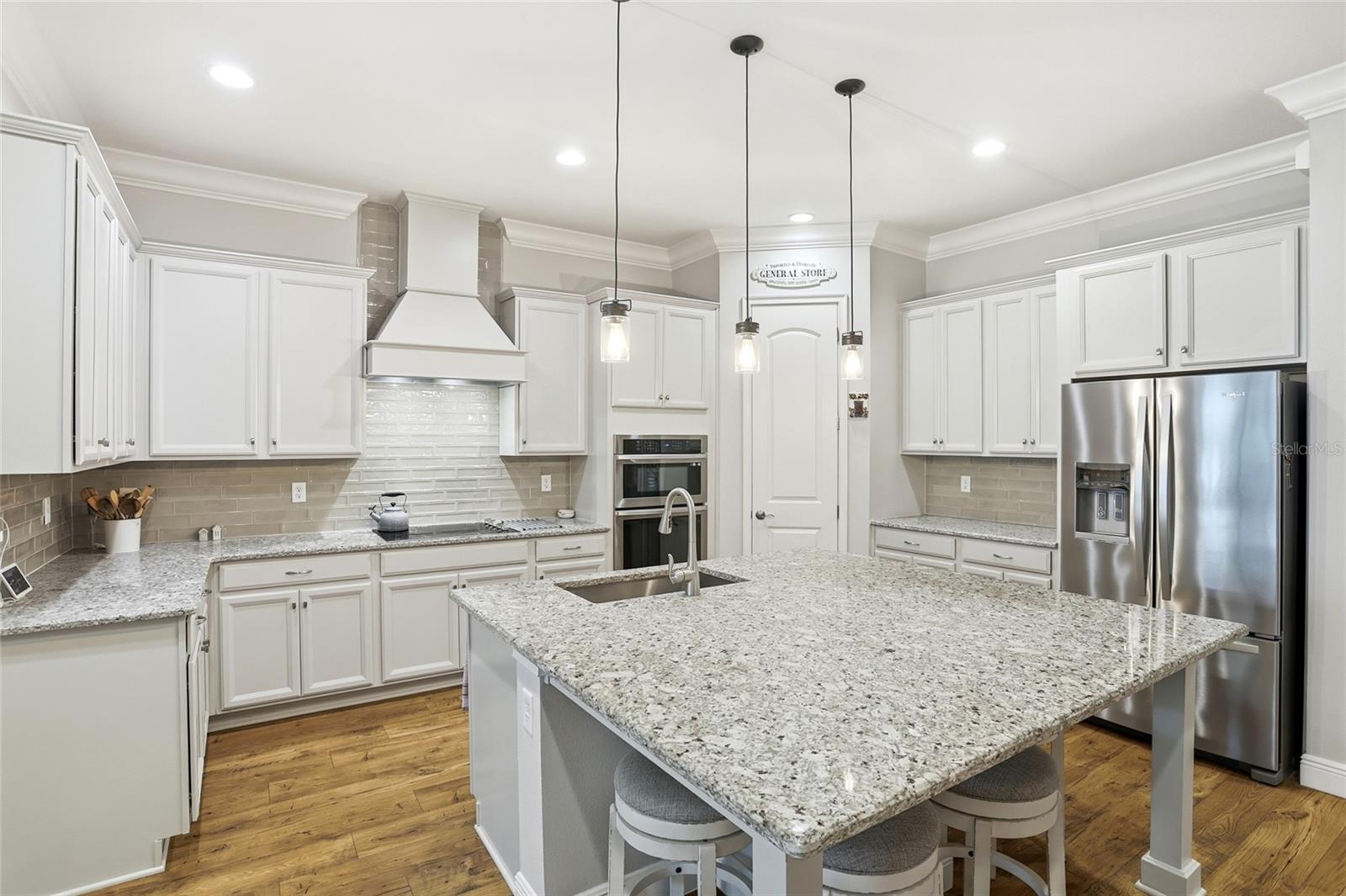 Image 5 of 49 For 13085 Bromborough Drive