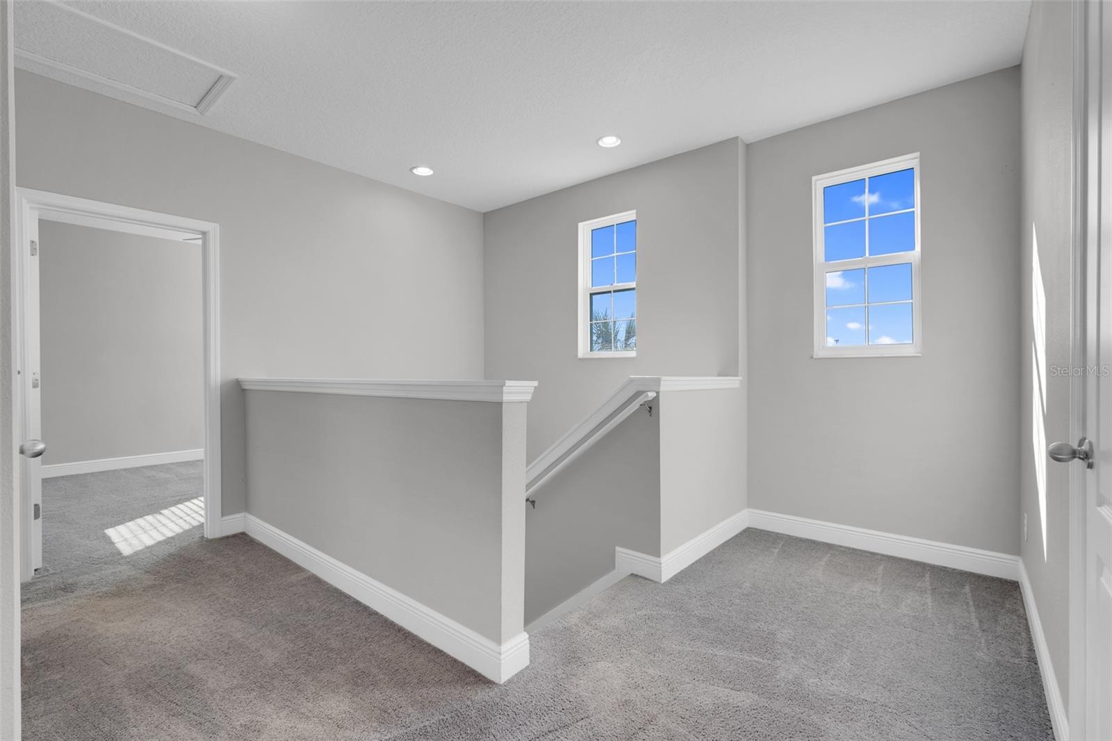 Image 20 of 44 For 959 Maypole Drive