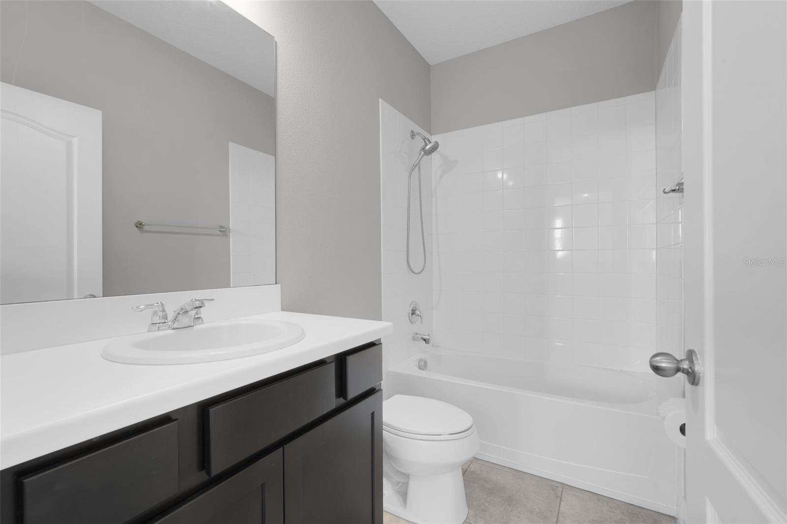 Image 33 of 44 For 959 Maypole Drive