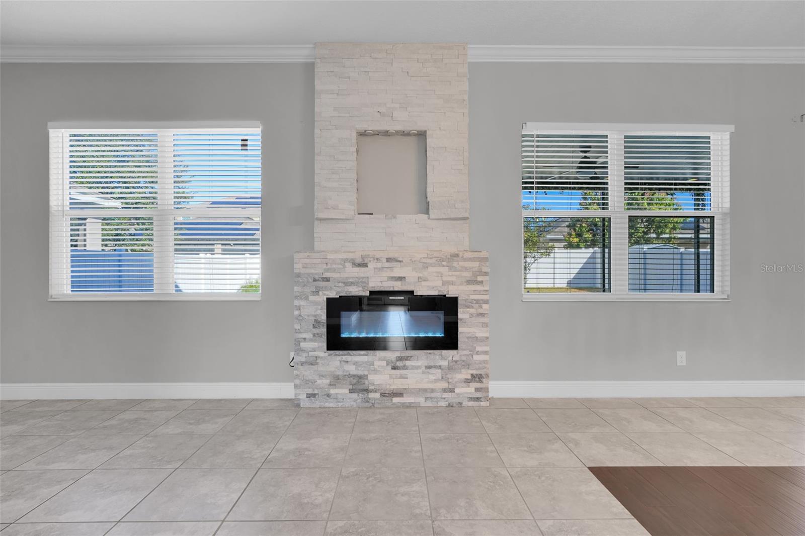 Image 8 of 44 For 959 Maypole Drive