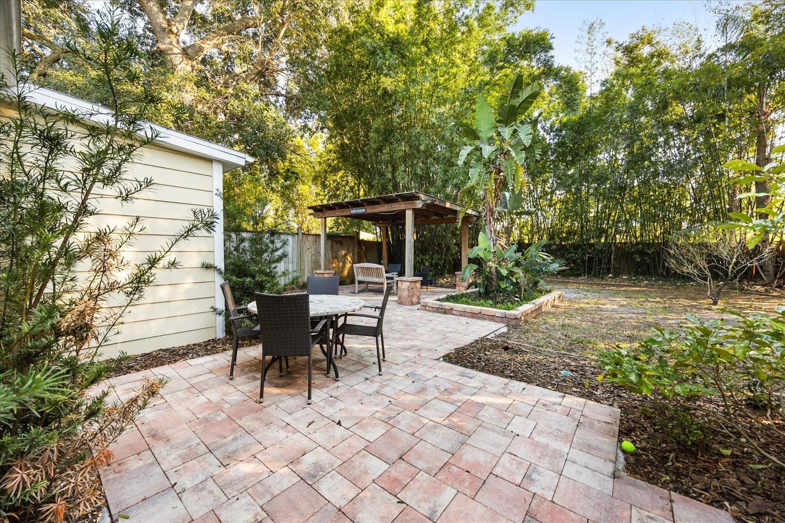 Image 28 of 32 For 230 Esther Street