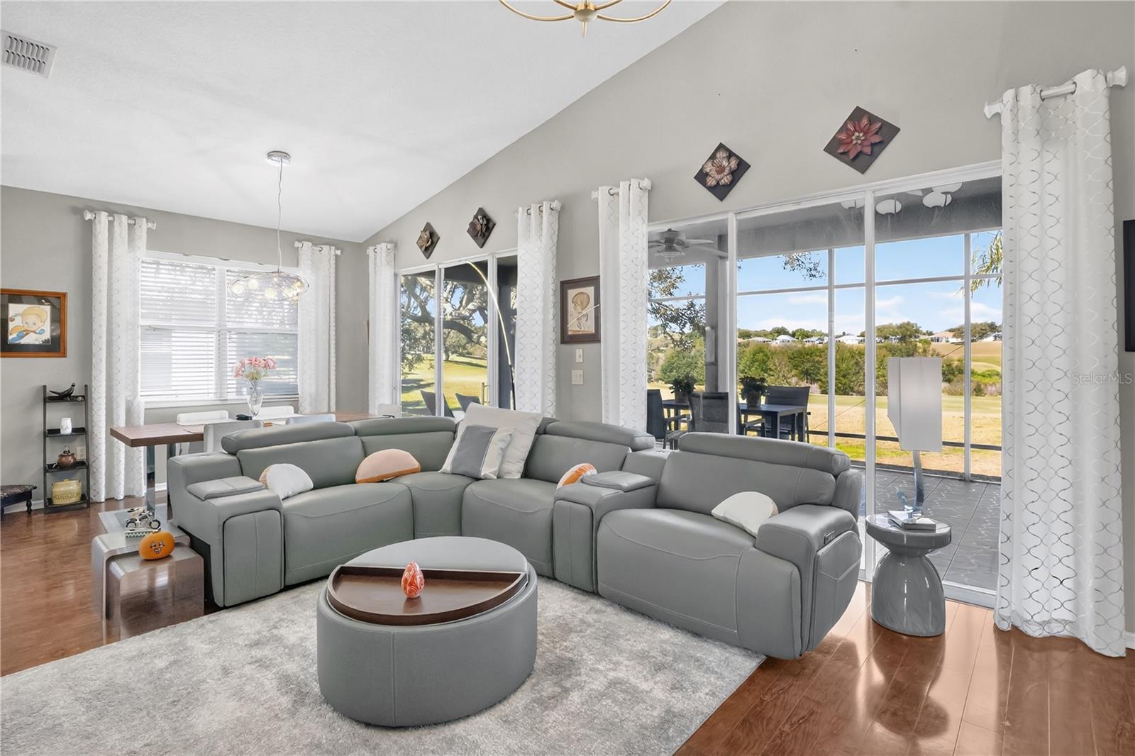 Image 17 of 45 For 3008 Pinnacle Court