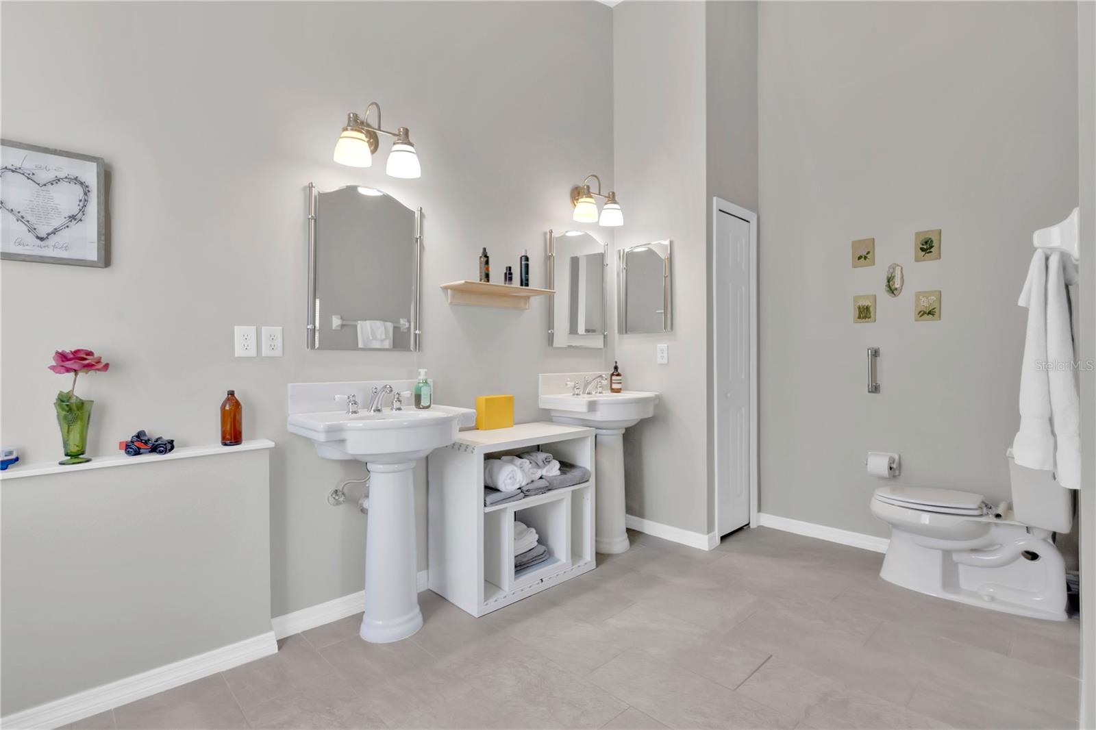 Image 20 of 45 For 3008 Pinnacle Court