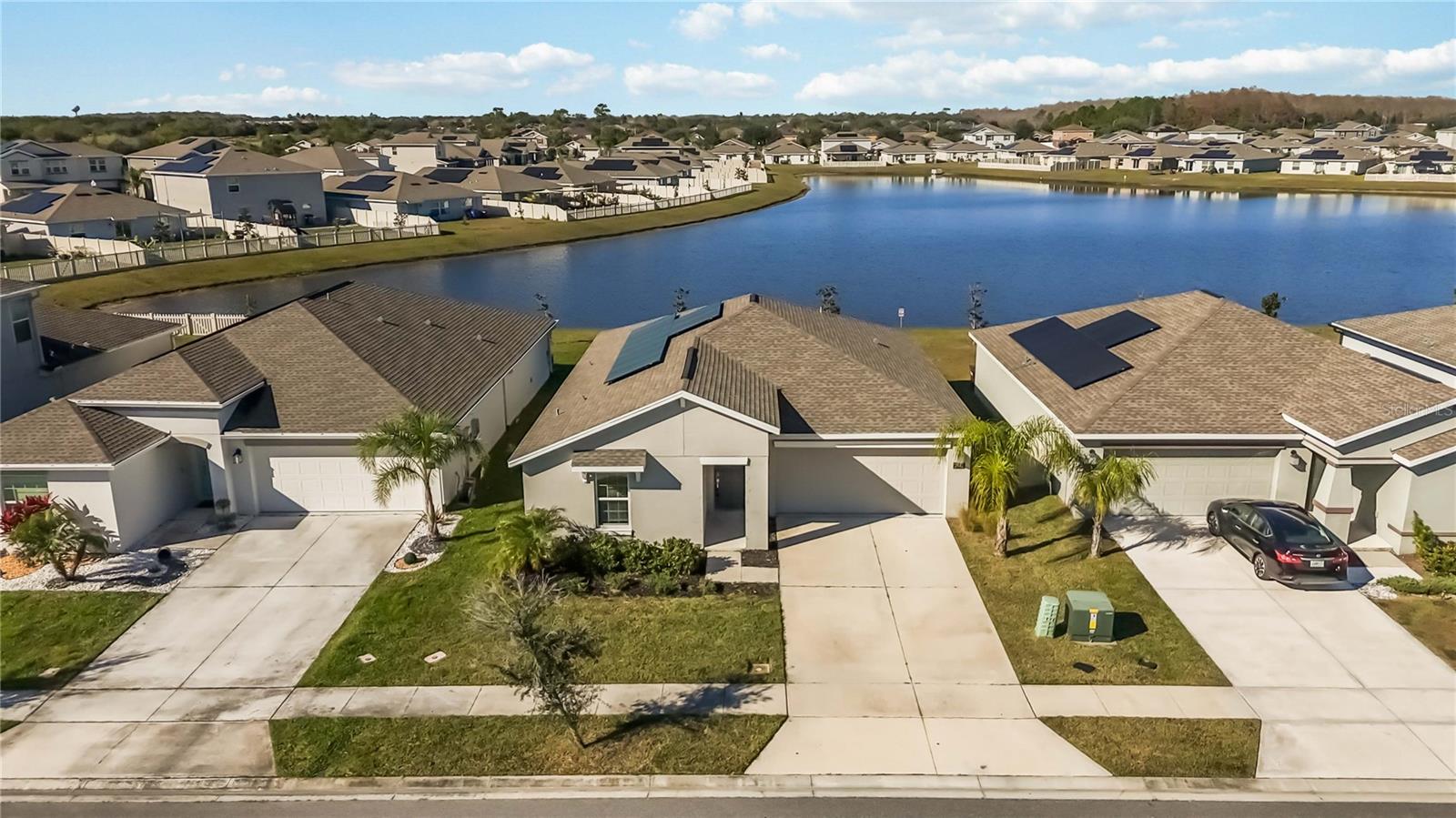 Image 2 of 36 For 292 Pineywoods Street