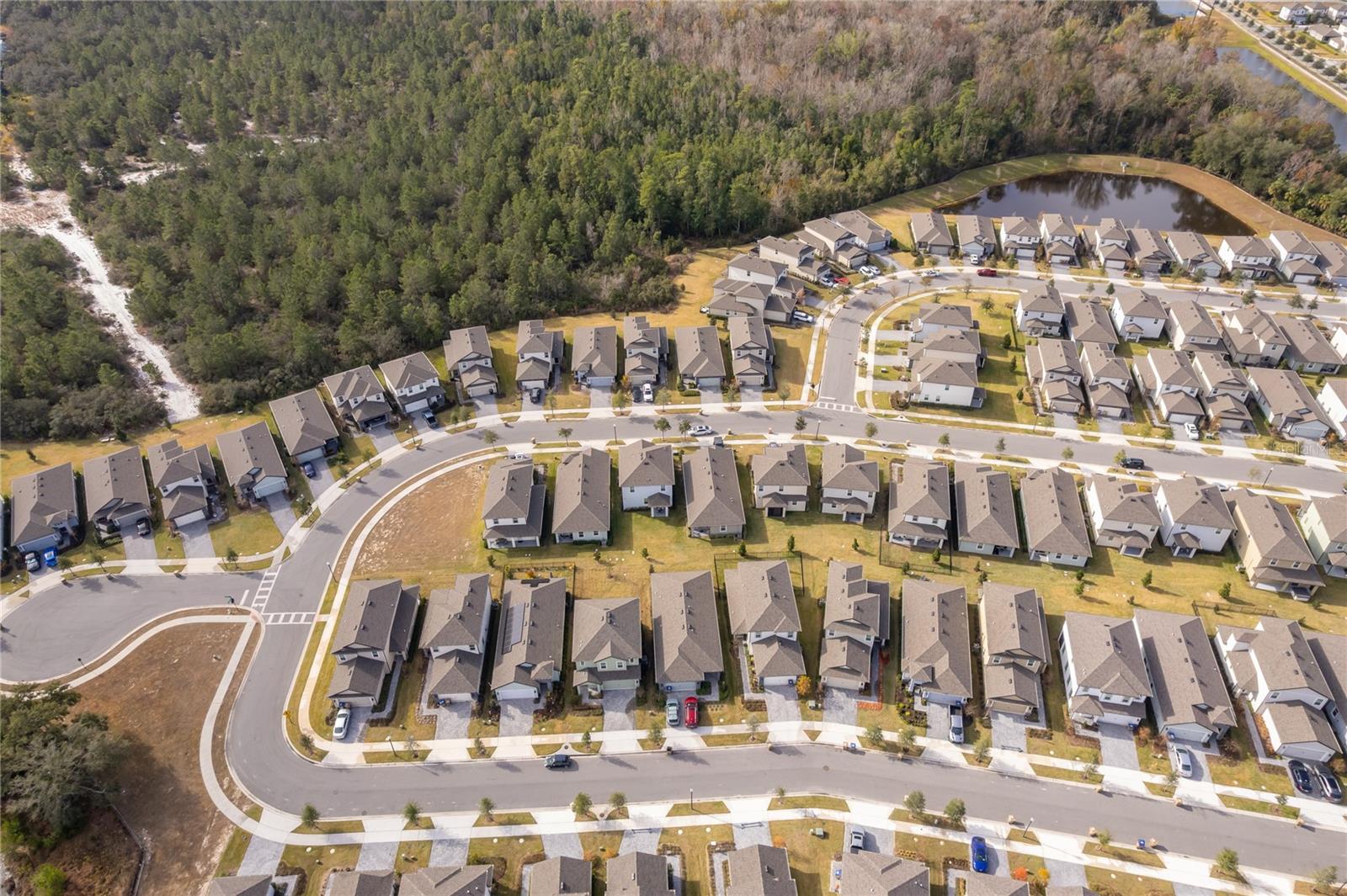 Image 29 of 40 For 7800 Somersworth Drive