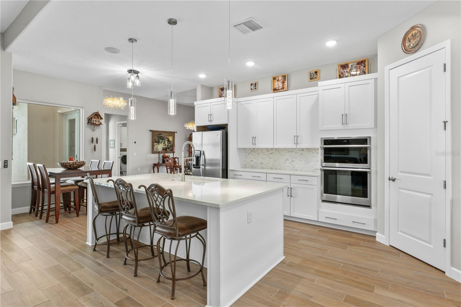 Image 10 of 57 For 215 Hampton Loop