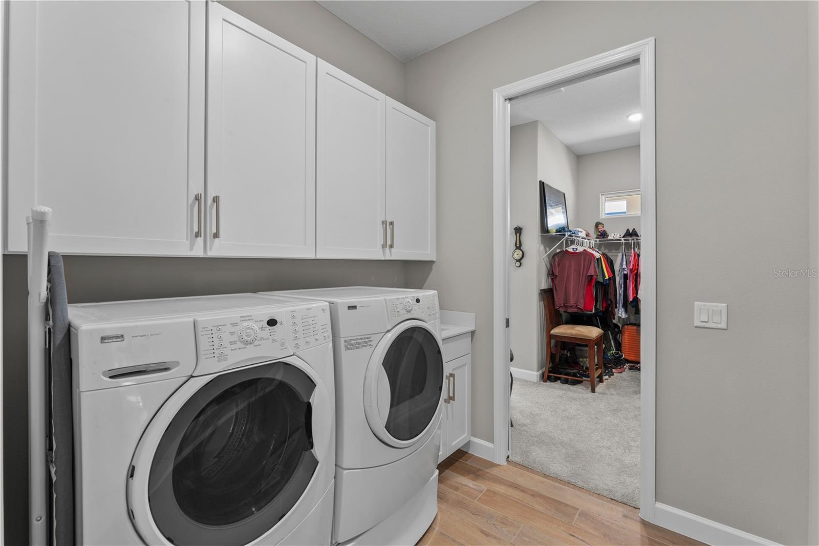 Image 33 of 57 For 215 Hampton Loop