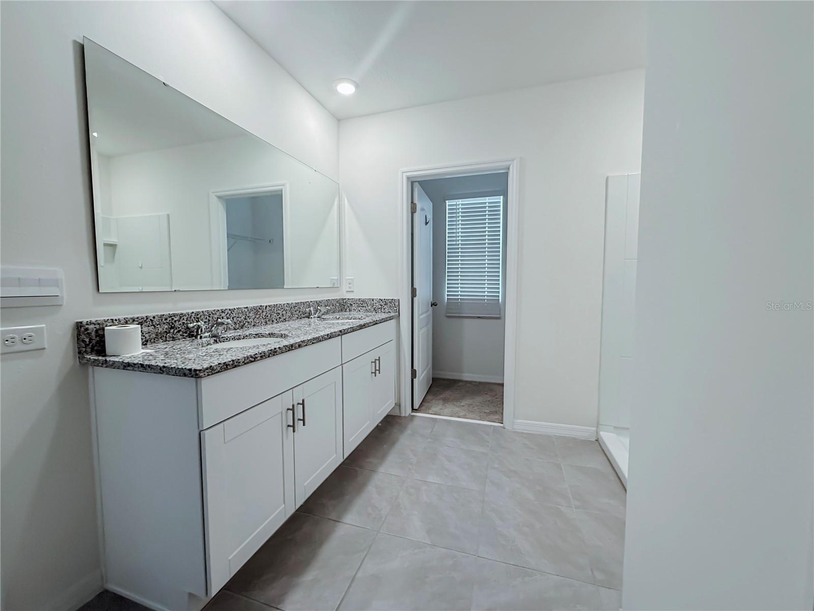 Image 6 of 6 For 1677 Barberry Drive