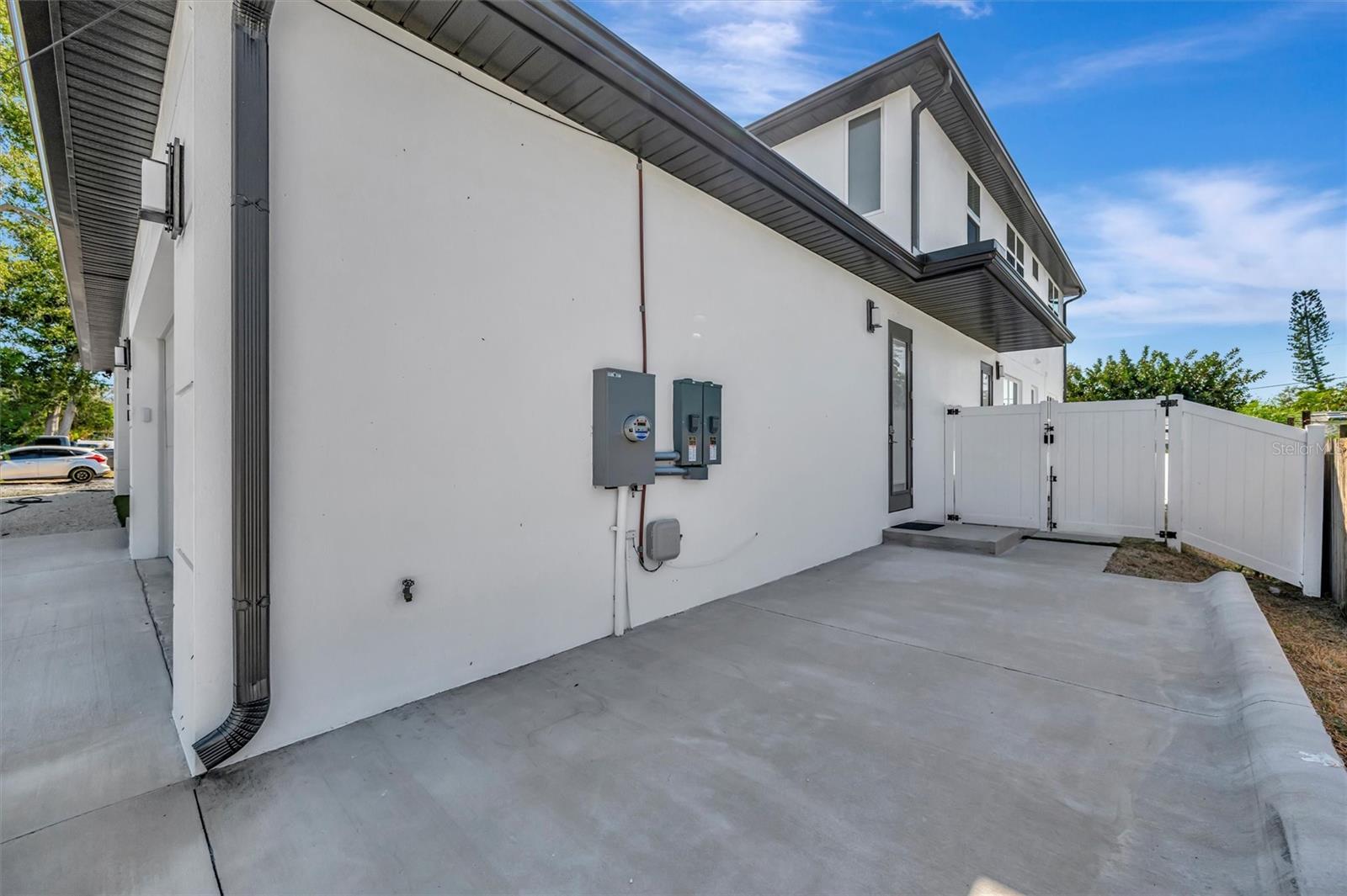 Image 40 of 47 For 916 Highland Street