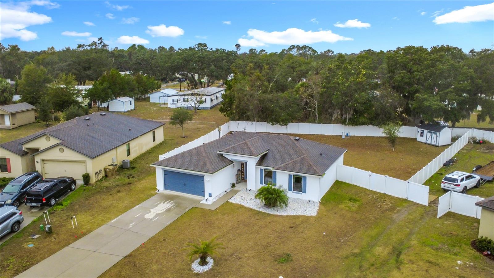 Image 4 of 48 For 35725 Rose Moss Avenue