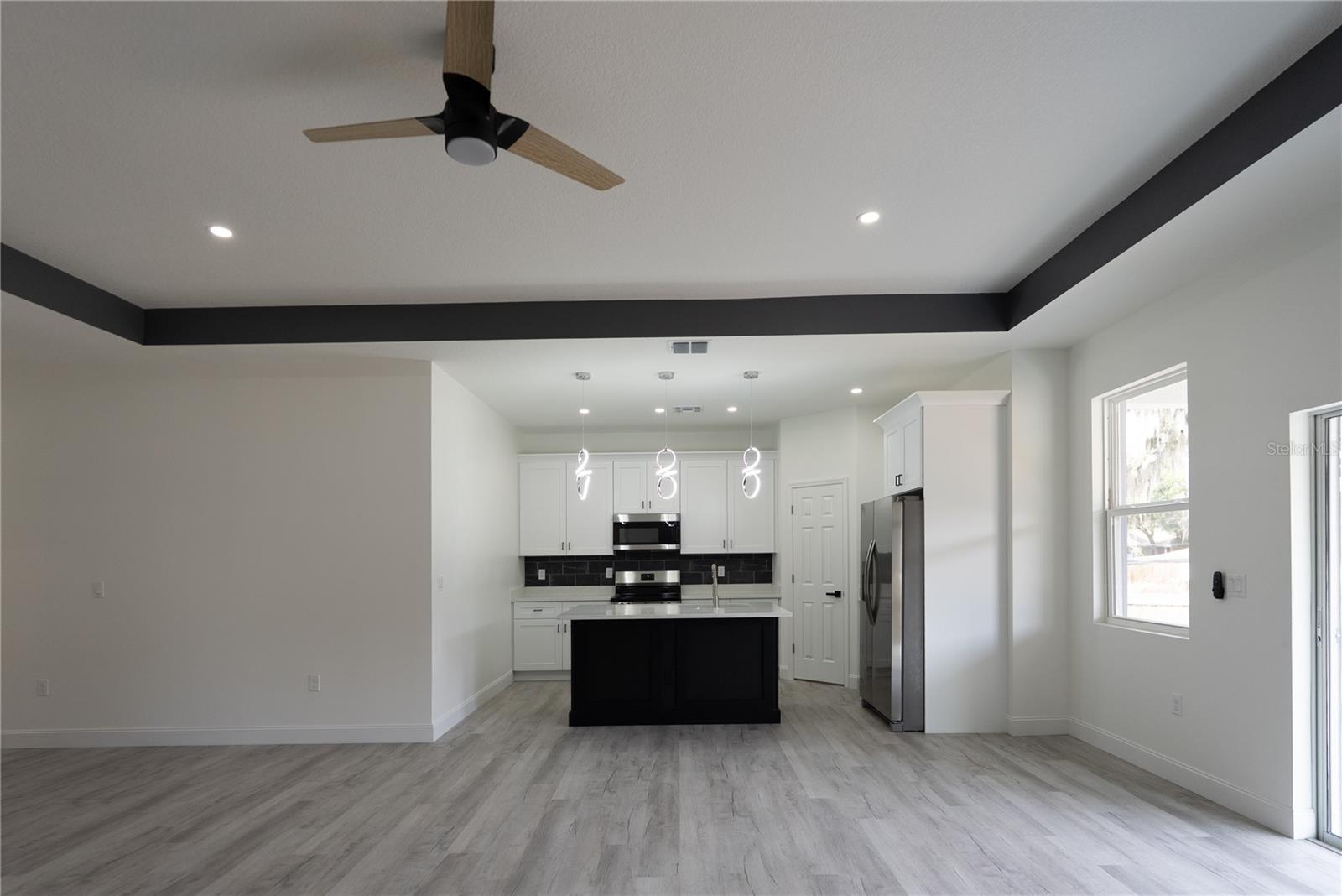 Image 11 of 39 For 3669 Glover Lane