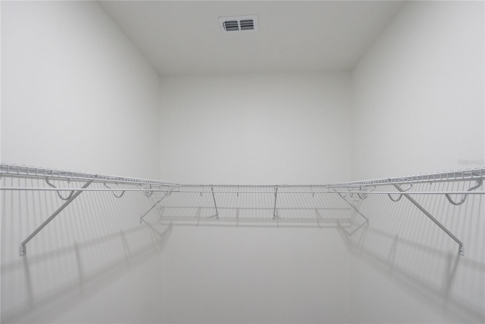 Image 18 of 39 For 3669 Glover Lane