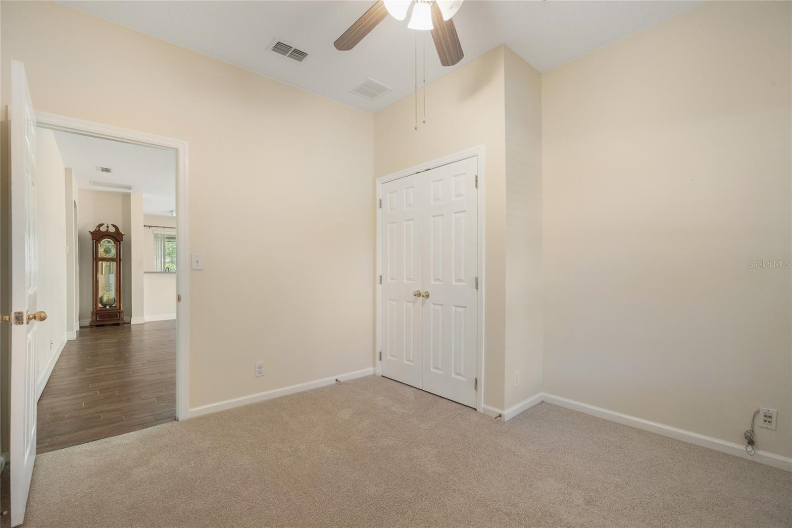 Image 10 of 17 For 100 Wethersfield Court